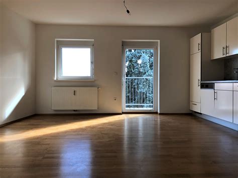 M Wohnung Mit Balkon Und Parkplatz Im Zentrum Von Feldbach Ep