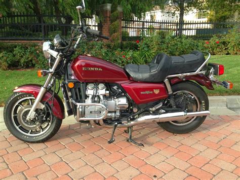 mad-mechanic-monkees: Honda Goldwing 1200 Standard