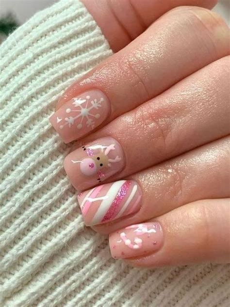 Pin by Dayanna Valdiviezo on Guardado rápido Xmas nails Gel nails