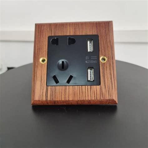 Usb Five Hole Socket Panneau Mural En Bois Massif Boutons