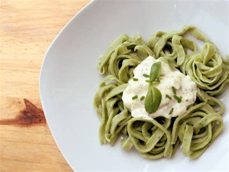 Tagliatelles Vertes Et Sauce Blanche Recette Par Flo Bidouille En