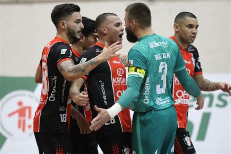 L Der Isolado Jec Futsal Encara O Joa Aba Para Manter Invencibilidade