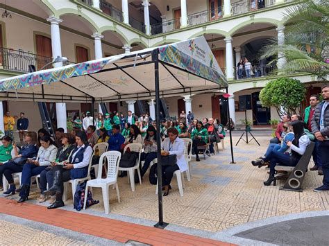 Mintrabajo On Twitter Con Una Actividad Cultural En La Plazoleta De