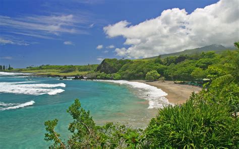 Hamoa Beach at Maui, Hawaii - Hawaii on a Map