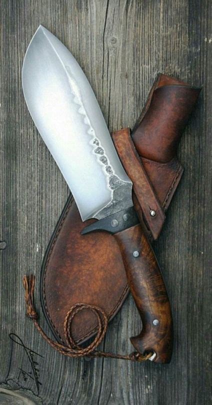 Pin by Hell on Любовь🖤 | Knife sheath, Knife, Forging knives