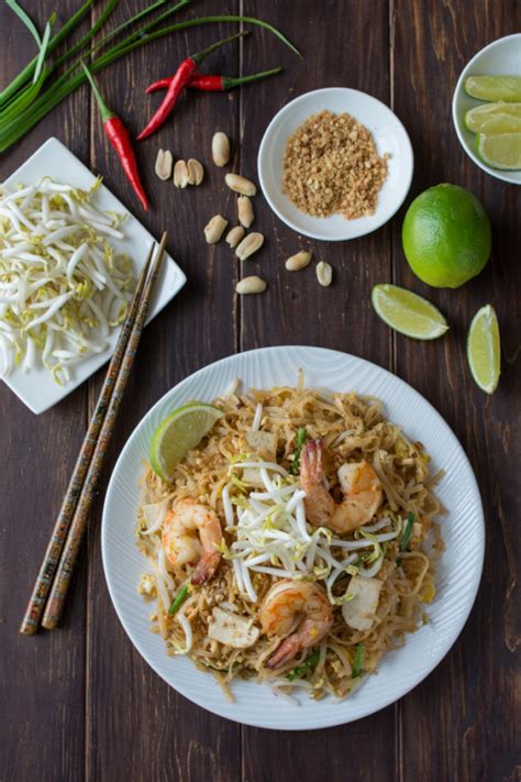 Pad Thai Wok Skillet