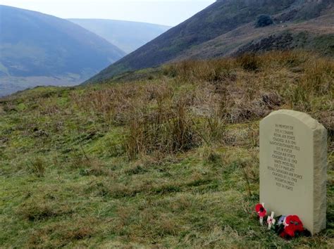 War Memorial In The Langden Valley Philandju Cc By Sa Geograph