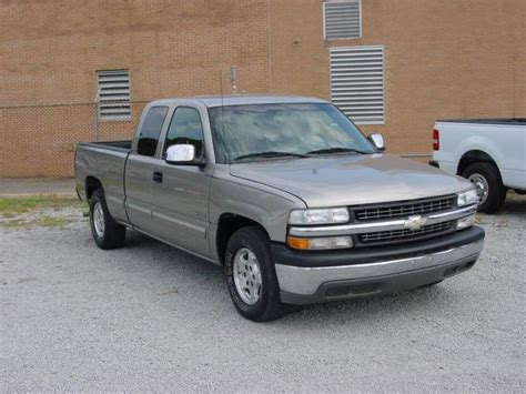 2000 Chevrolet Silverado 1500 LS Extended Cab For Sale In North