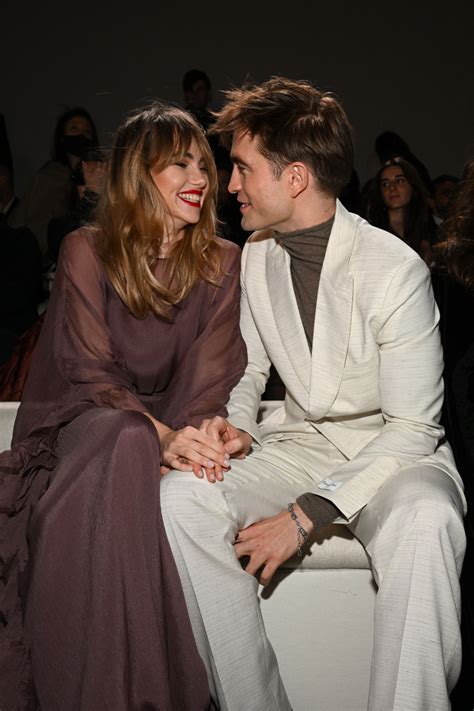 Hes Robert Pattinson And Youre Suki Nobody How Suki Waterhouse