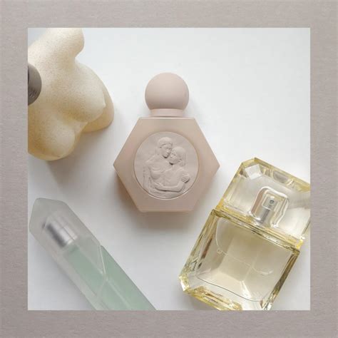 Crystal Pear & Peony KKW Fragrance perfume - a fragrance for women 2019