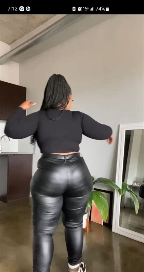 More Ass And Vpl ShesFreaky