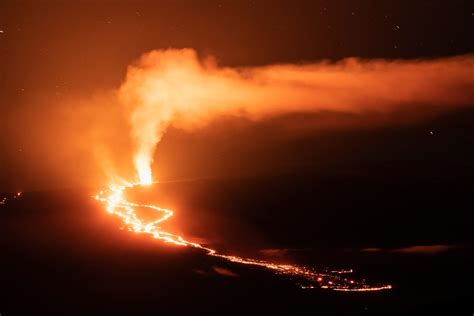 El Mauna Loa Entra En Erupción Por Primera Vez En Casi 40 Años