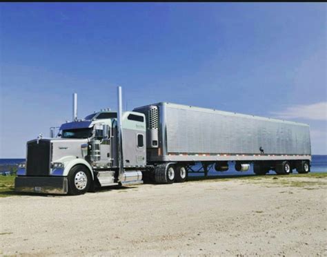 Semitrckn Kenworth Custom W900L With Matchin Reefer