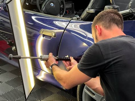 R Parer Une Bosse Sur Sa Voiture Avec Le D Bosselage Sans Peinture