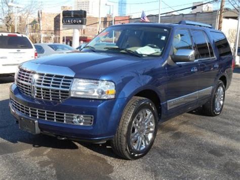 2009 Lincoln Navigator Data Info And Specs GTCarLot