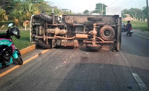 Tvm El Salvador On Twitter Loúltimo Se Reporta Un Accidente De