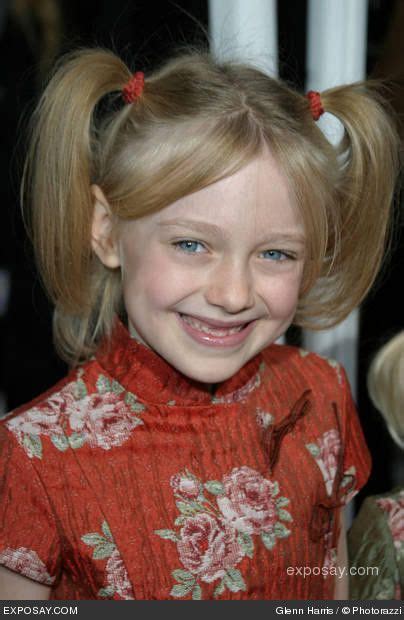 Dakota Fanning 2003 Photos Dakota Fanning Dr Seuss The Cat In The Hat Movie Premiere