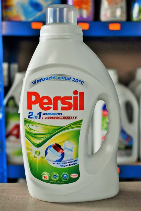 Persil Universal żel do prania odplamiacz 16 prań AM CHEM