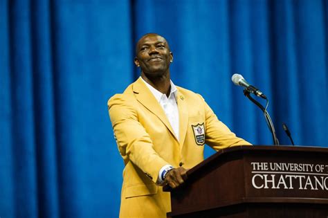 The Unexpected Terrell Owens Hall Of Fame Speech - The 3 Point Conversion