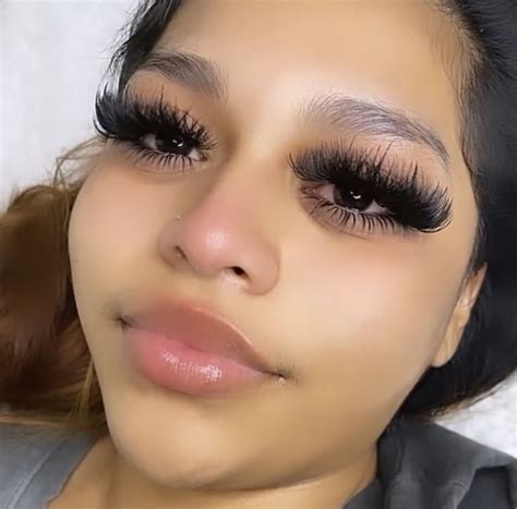 Pin Tburgosss In Lashes Beauty Pretty Lashes Best Lash