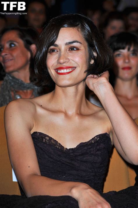 Shannyn Sossamon Nude Sexy 10 Pics What S Fappened