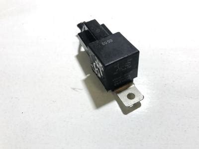 hg4255 012-1z9m Relay module Renault Espace 2000 2.2L | New and used ...