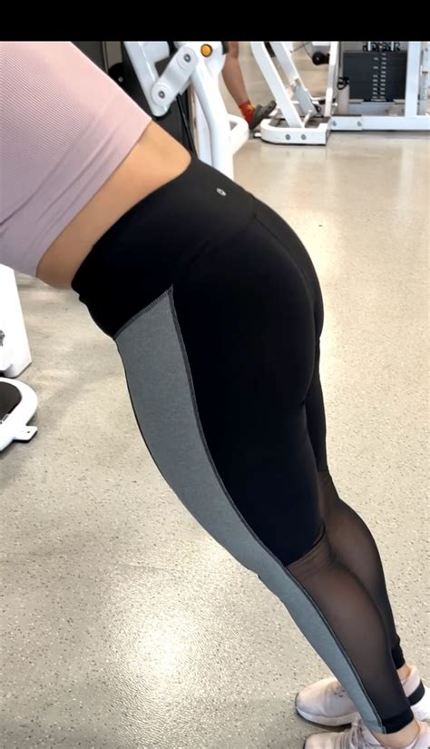 Stacked Latina Gym Milf Spandex Leggings Yoga Pants Forum