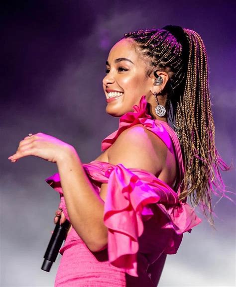 Jorja Smith Daily On Instagram “jorja Performing At Lollapaloozaar 😍💞