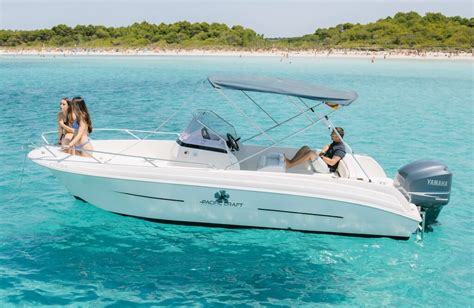 Pacific Craft Open 670 Alquiler Lancha Menorca