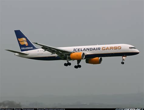 Boeing 757 23apf Icelandair Cargo Aviation Photo 1606951