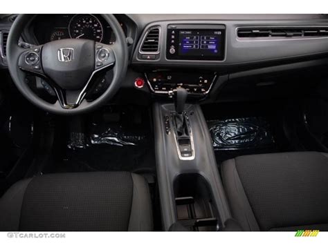 2022 Honda HR-V EX Interior Color Photos | GTCarLot.com