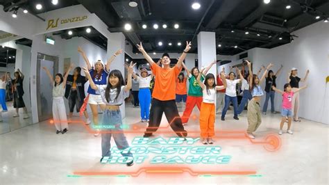 BABYMONSTER HOT SAUCE 小霖老師 週二 歡樂跳舞班 簡易MV舞蹈版 初級跳舞課 YouTube