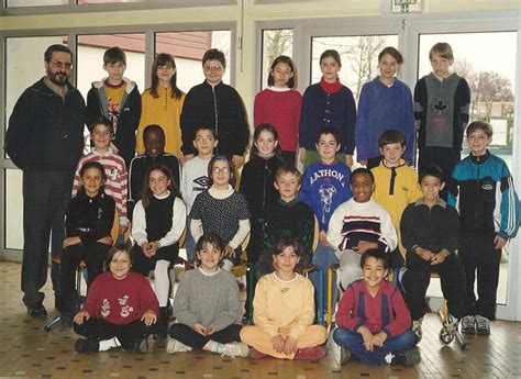 Photo De Classe Cm A De Ecole Gruet Copains D Avant