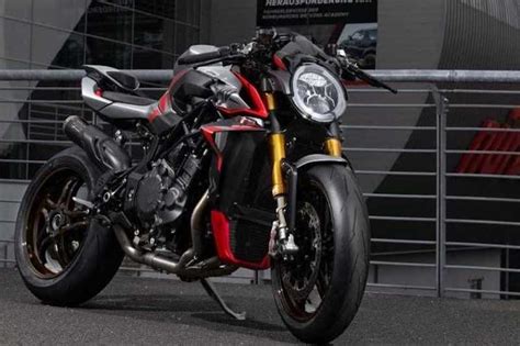 Soi siêu naked bike MV Agusta Brutale Nurburgring đặc biệt tôn vinh trường đua lịch sử tại Đức