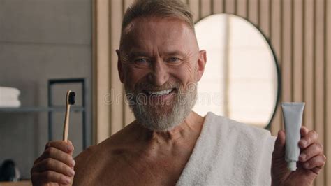 Portrait Close Up Indoors Smiling Old Man Bearded Grandpa Healthy ...