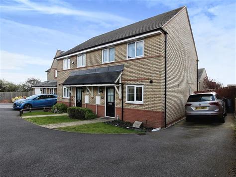 3 Bed Semi Detached House For Sale In Shackleton Close Corby Nn18 Zoopla