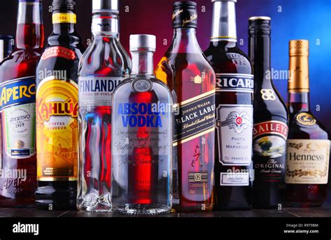 Brands of whiskey hi-res stock photography and images - Alamy