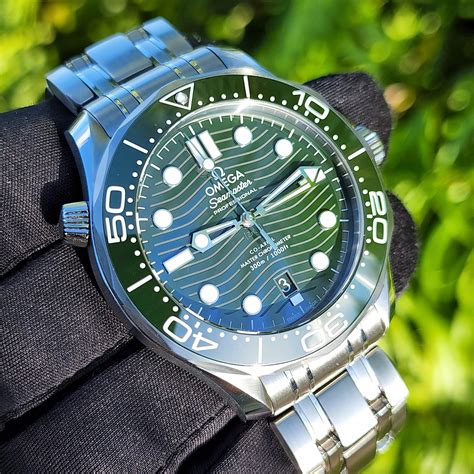 WTS NEW 2022 OMEGA SEAMASTER DIVER 300M GREEN CO AXIAL MASTER CHRONO