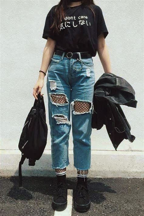Top 3 Most Iconic Grunge Looks From The 90s Youll Love Wearing Today