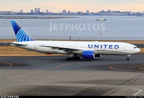 N217UA Boeing 777 222 ER United Airlines Kodap JetPhotos