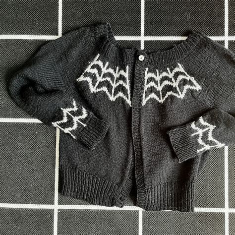 Spinster - Cardigan | Patterns | - Hobbii.com