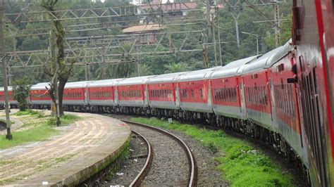 Pune To Delhi Full Journey 12493 PUNE NZM Darshan AC Express