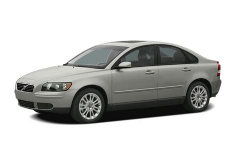 2004 Volvo S40 Specs Price Mpg And Reviews