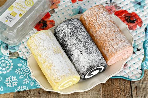 Summer Desserts Dutch Apron® Bakery Cake Rolls Brie Brie Blooms