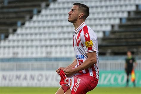 Aleksandar Pešić zbog povrede ramena pauzira mesec i po dana