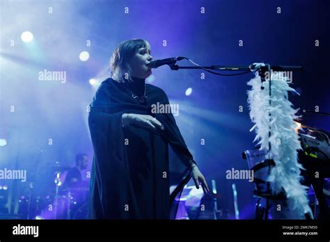 18 De Febrero De 2024 Rachel Goswell De Slowdive Actuando En Vivo En