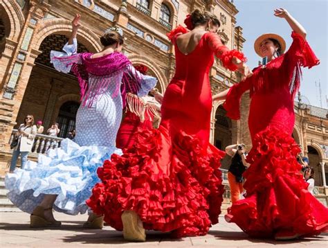 Parecidos Y Diferencias Entre Las Sevillanas Y El Flamenco La Danza