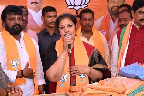 BJP Had No Hand In Chandrababus Arrest AP Unit Chief Purandeswari