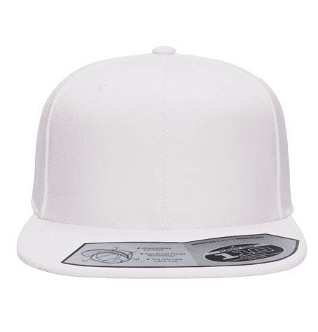 yupoong  flexfit snapback white