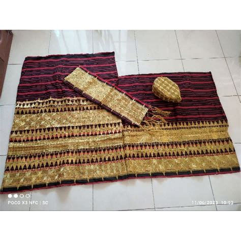 Jual Kain Sarung Pakaian Tapis Lampung Bordir Adat Tradisional Lampung